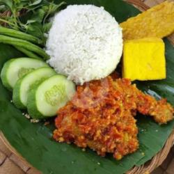 Nasi Ayam Penyet Potongan Besar