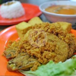 Paket Hemat , Nasi Uduk , Ayam Kalasan Dada , Sayur Asem , Tahu Tempe