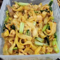 Kwe Tiau Goreng
