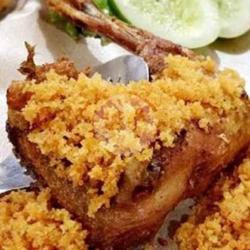 Bebek Paha Kremes   Nasi Putih Bawang