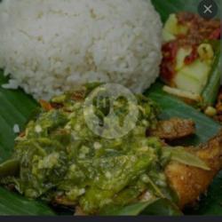 Paket Nasi Penyet Paha