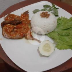 Nasi Burung Puyu Geprek Nyuamleng