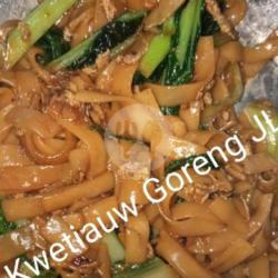 Kwetio Goreng Ayam Bakso