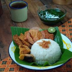 Nasi Kelor Bajo