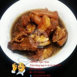 Cu Kiok ( Semur Kaki Babi )