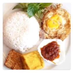 Nasi Penyet Telur Ceplok