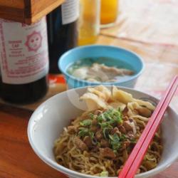 Yamien Bihun Polos