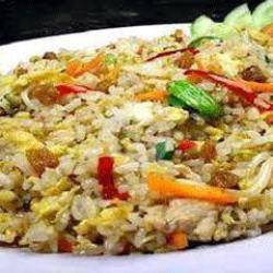 4 Nasi Goreng Petai Ikan Asin 4 Nasi Goreng Bakso ( Paket Arisan )