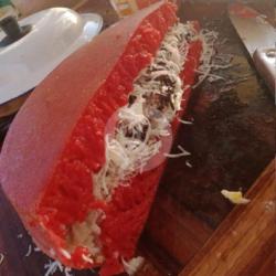 Red Velvet Keju Kacang Coklat