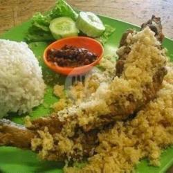 Nasi Uduk   Lele Kremes   Tahu Tempe