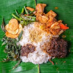 Nasi Padang Rendang Sapi