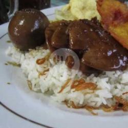 Paket Nasi Uduk Jengkol Semur 1