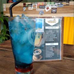 Blue Blood Mocktail