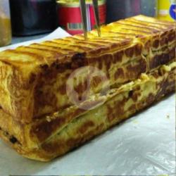 Roti Bakar Coklat Kacang Blueberry