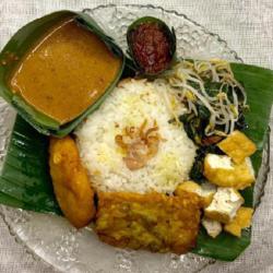 Nasi Sayur Pecel Tempe Tahu