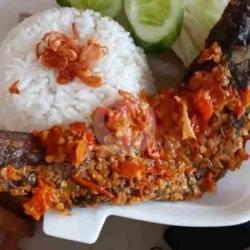 Nasi Lele Geprek Tahu Tempe Free Air Mineral Gelas