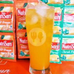 Es Nutrisari Rasa.jeruk Peras.swet Orange ..mangga