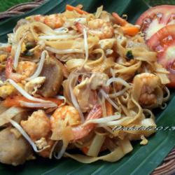 Kwetiau Campur Bihun Goreng Komplit Jumbo