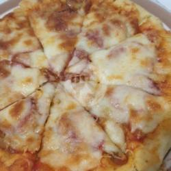 Pizza Moza Meat