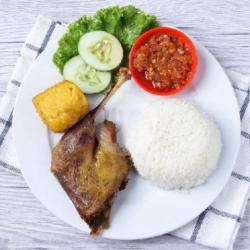 Pa-ho Bebek Goreng Tahu Tempe