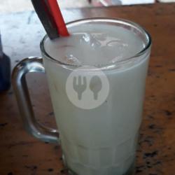 Es Kelapa Muda Susu