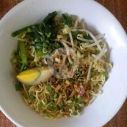 Mie Pangsit (keriting)kuah Kosong