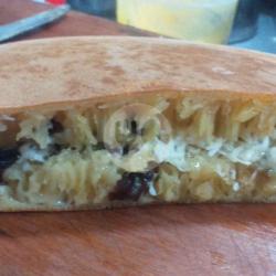 Martabak Manis Bangka Keju Kismis