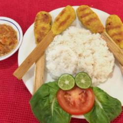 Nasi Sate Lilit Sambal Matah