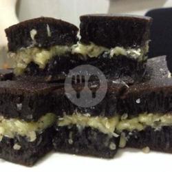 Keju Tiramisu Susu - Hitam Manis