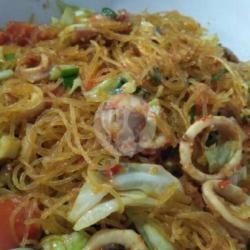 Bihun Goreng Bakso Cumi