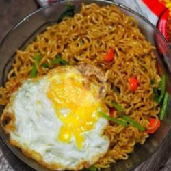 Mie Sedap Goreng