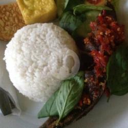 Nasi Pecel Lele
