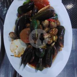 1 Porsi Aneka Kerang