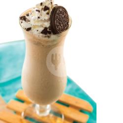 Cookies & Cream Frappe