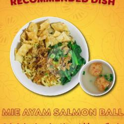 Mie Ayam Salmon Ball