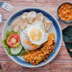 Nasi Chicken Salted Egg