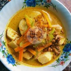 Lontong Kari Sayur Nya Aja