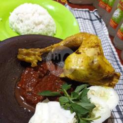 Nasi Lalapan Bebek Goreng Joss