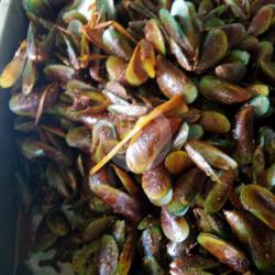 Rica Kerang Ijo Pedas