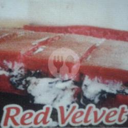 Red Velvet Toping Keju Coklat Susu Mantap