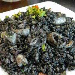 Nasi Goreng Hitam Cumi