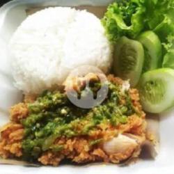 Paket Murah Kenyang Nasi Ayam Geprek Sambel Ijo Komplit