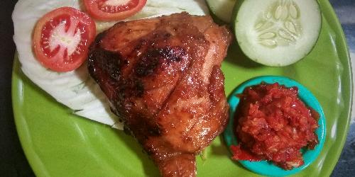 Ayam Bakar Una, Banyudono