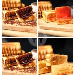 Roti Bakar Coklat Stawberry   Roti Bakar Coklat Kacang