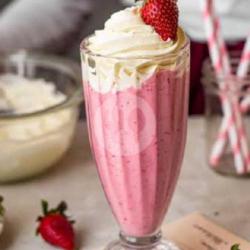 Milkshake Strawberry Float