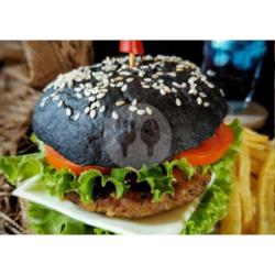 Black Burger Ayam Keju