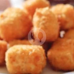 Tahu Crispy Pizza