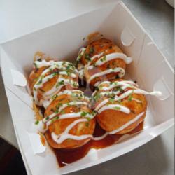 Takoyaki Sedekah Driver Ojol