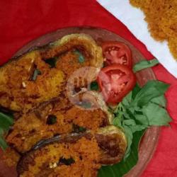 Patin Goreng Kremes   Nasi Putih