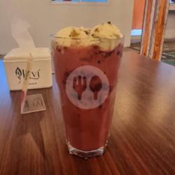 Red Velvet Float